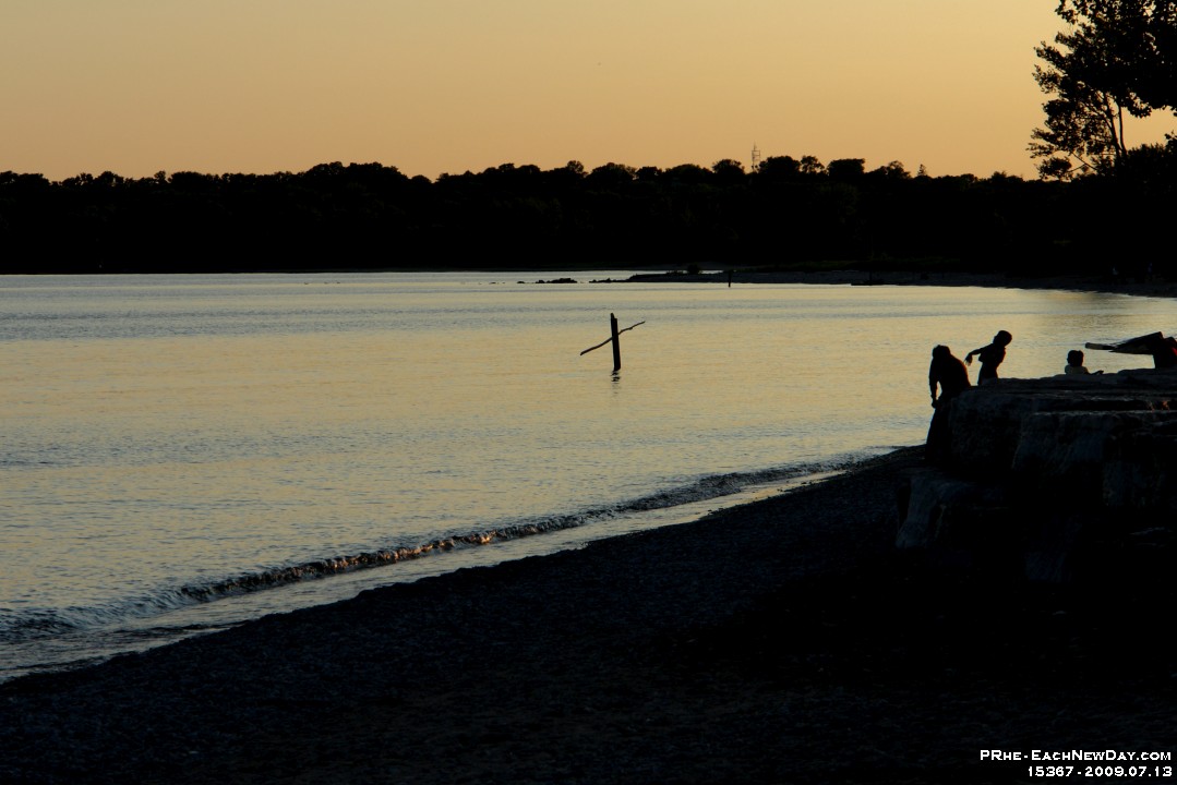 15367RoCrLe - On the Waterfront Trail (bottom of Liverpool Road) with Andrew